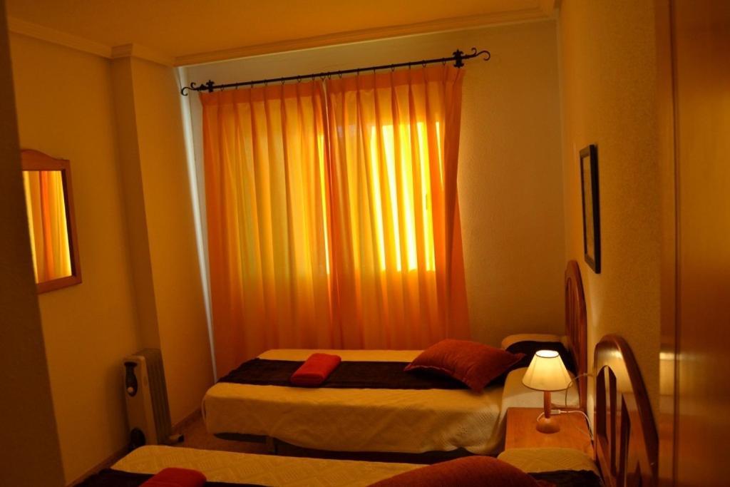 לה מנגה דל מר מנור Apartamentos Turisticos Puerto Tomas Maestre חדר תמונה