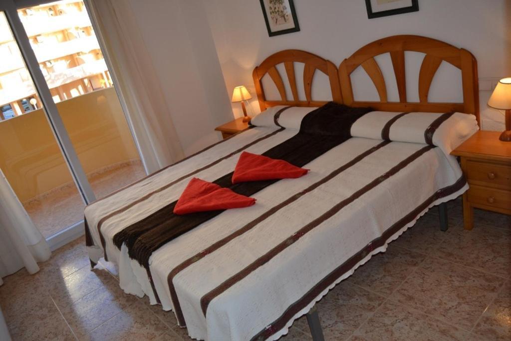 לה מנגה דל מר מנור Apartamentos Turisticos Puerto Tomas Maestre חדר תמונה