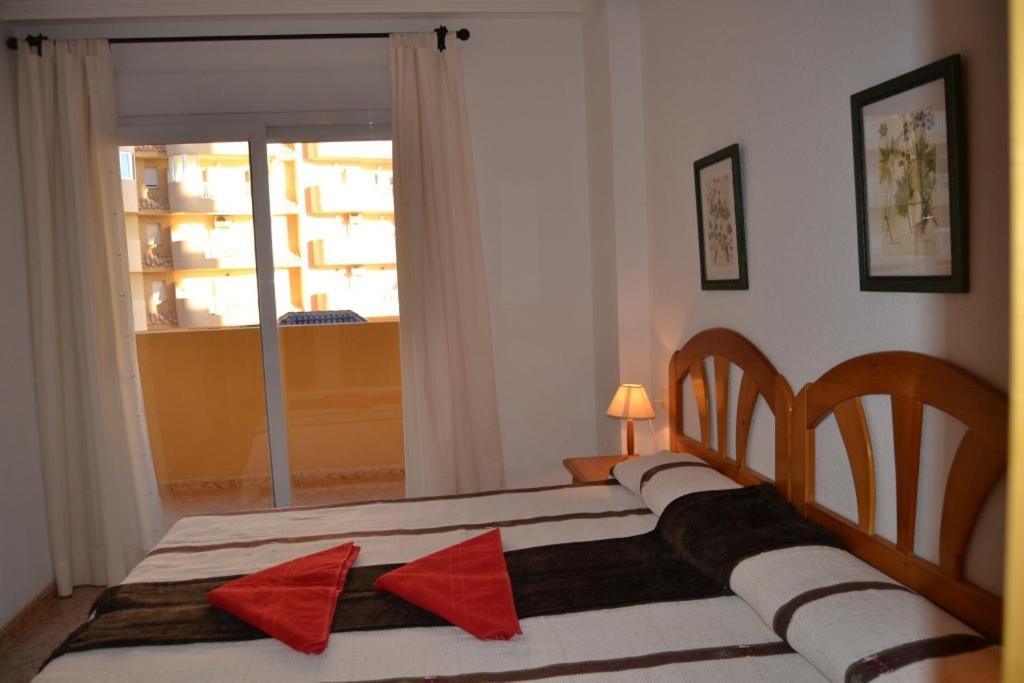 לה מנגה דל מר מנור Apartamentos Turisticos Puerto Tomas Maestre חדר תמונה