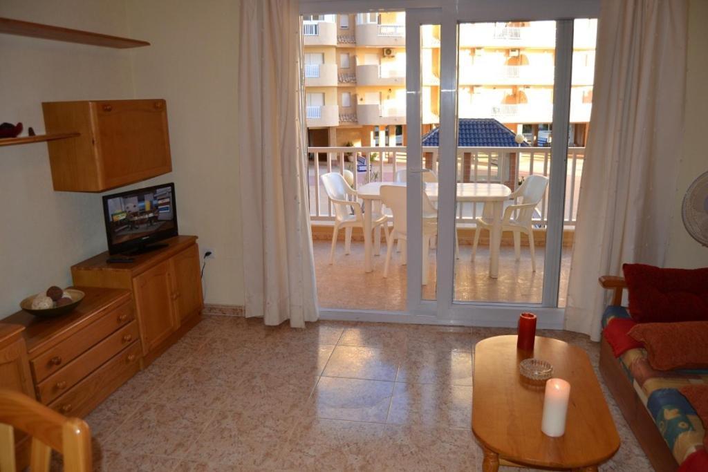 לה מנגה דל מר מנור Apartamentos Turisticos Puerto Tomas Maestre חדר תמונה