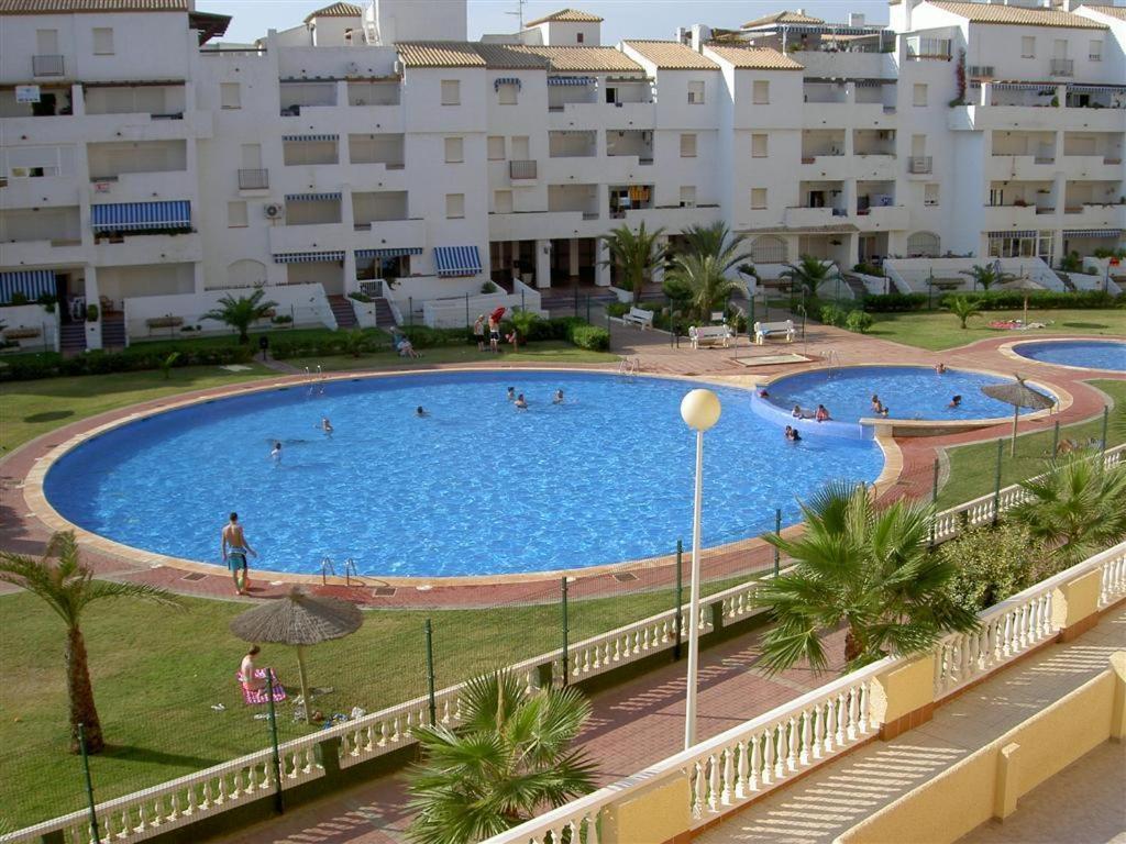 לה מנגה דל מר מנור Apartamentos Turisticos Puerto Tomas Maestre מראה חיצוני תמונה