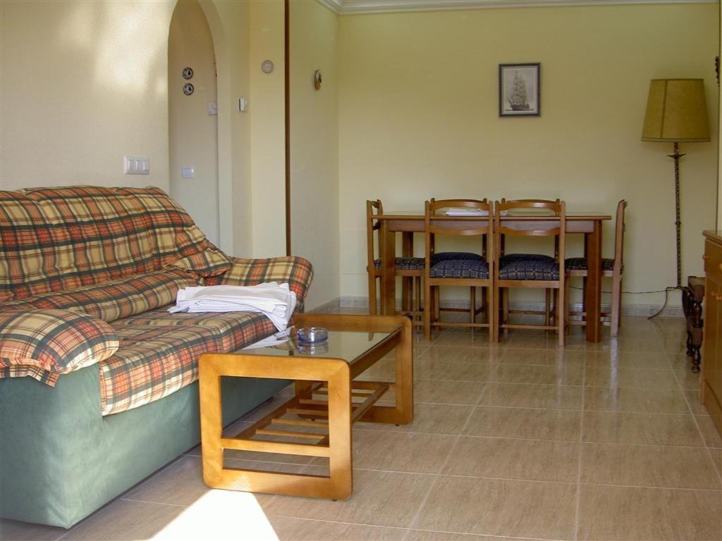 לה מנגה דל מר מנור Apartamentos Turisticos Puerto Tomas Maestre מראה חיצוני תמונה